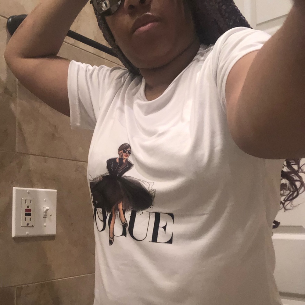 Boutique Tee - Picture 3 of 3